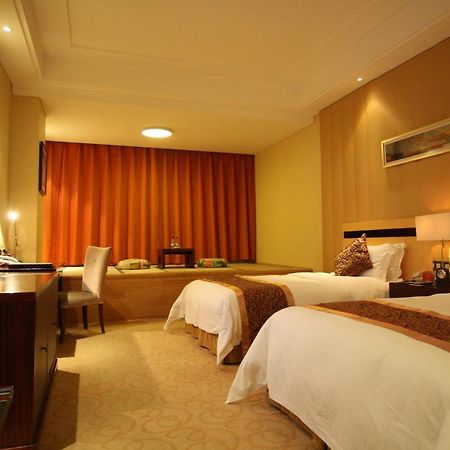 Chaoyang  Beijing Lijingwan International Hotel מראה חיצוני תמונה